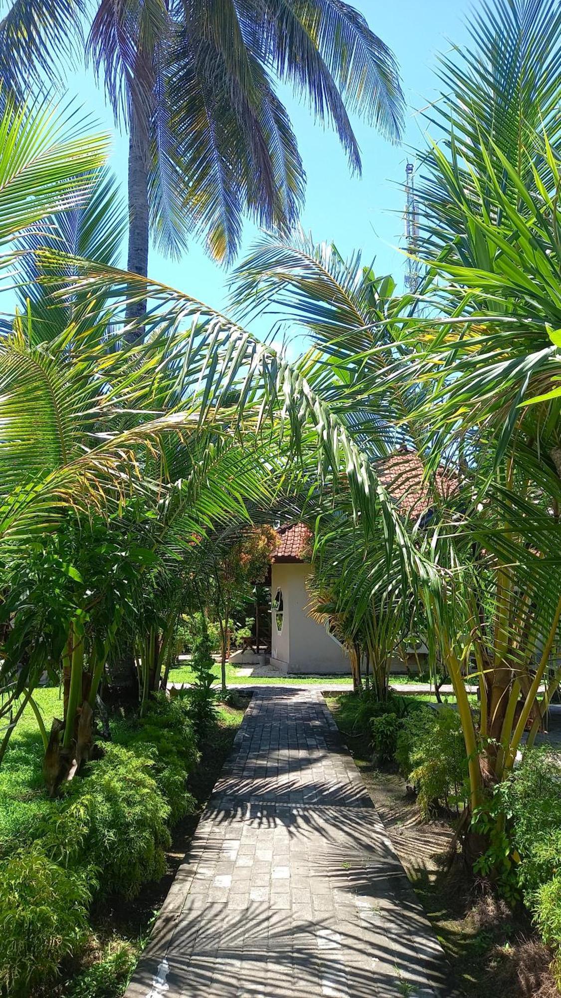 Gguesthouse Kuta  Exteriör bild
