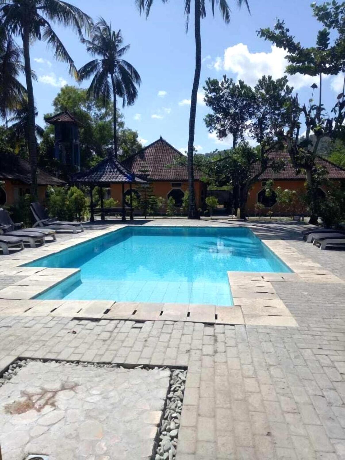 Gguesthouse Kuta  Exteriör bild